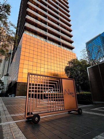 ให้เช่าคอนโด - ให้เช่าคอนโดหรูทำเลใจกลางถนนทองหล่อ (ซอย 12)หนึ่งในโครงการ Sansiri Luxury Collection (SLC) Branded residence โดยแสนสิริ