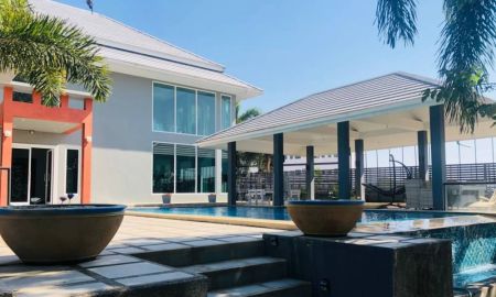 ขายบ้าน - ขายบ้าน Modern Luxury Style พูลวิลล่า (Pool Villa)เนื้อที่ 1 ไร่ ใกล้หาดจอมเทียน พัทยา จ.ชลบุรี