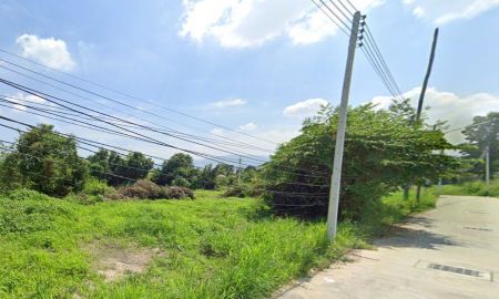 ขายที่ดิน - ขายที่ดินใจกลางเมืองนาป่า 200 ตรว. ซ.เพนียงพัฒนา 2 ติดถนนคอนกรีตที่ดินถมสูงเท่าถนน ใกล้ถ.บายพาสเลี่ยงเมือง361 - 1 กม. เมืองชลบุรี